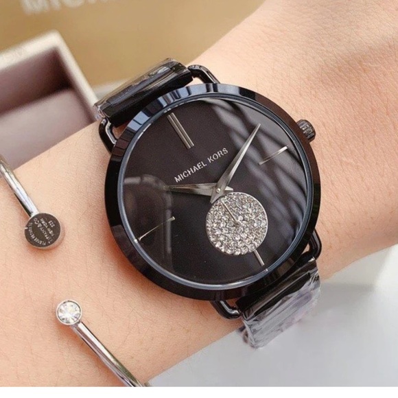 Michael Kors Watch - Picture 1 of 6